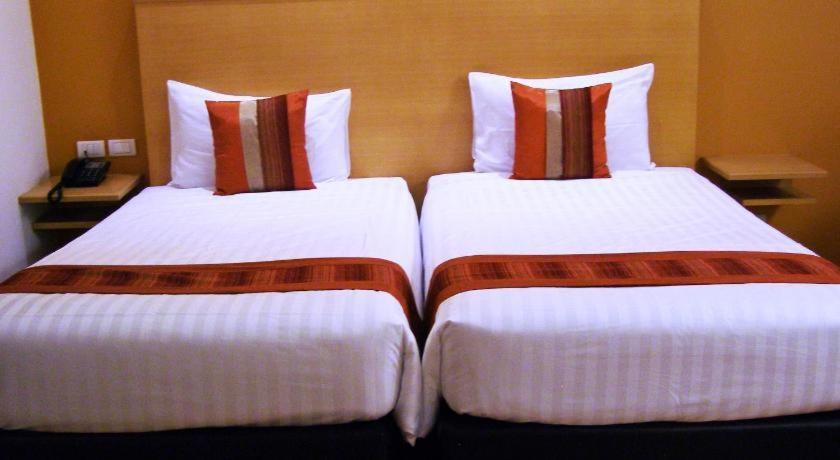 Iyarin@Tuk Chang Ratchayothin Hotel Banguecoque Exterior foto